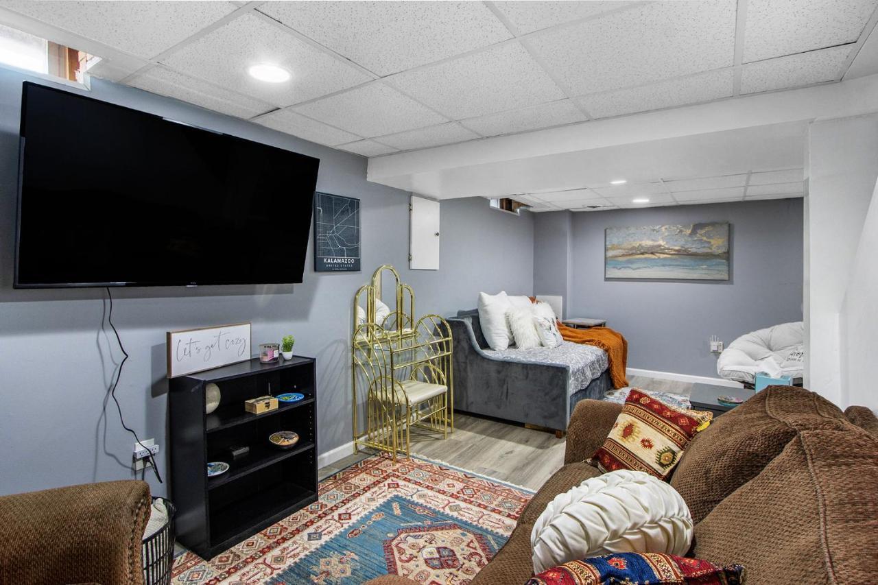 Boho Cozy Home, Quiet, Free Parking Kalamazoo Dış mekan fotoğraf